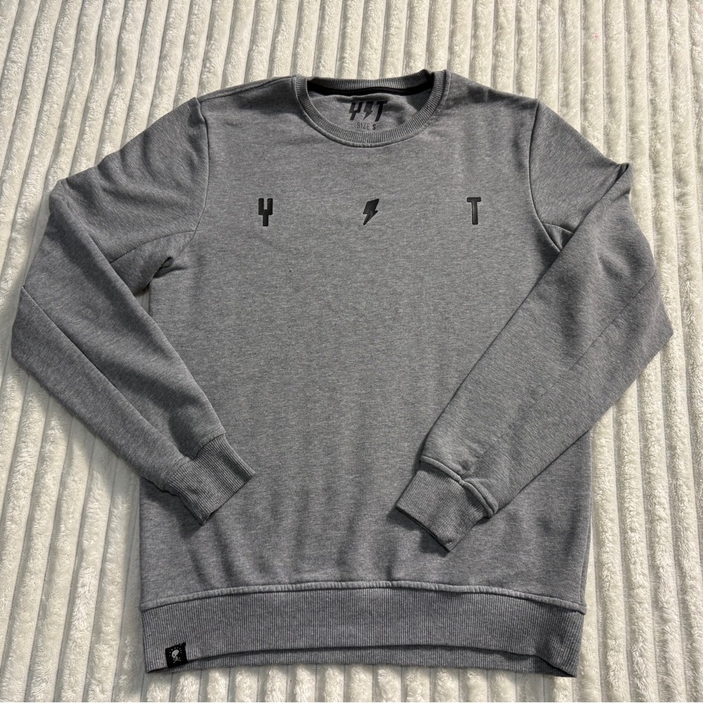 YT Simple Crew Neck Sweater Grey Heather size Small men’s sweatshirt